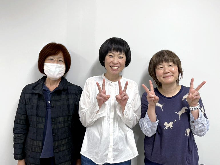 がん看護CNSコースとの合同演習で記念写真